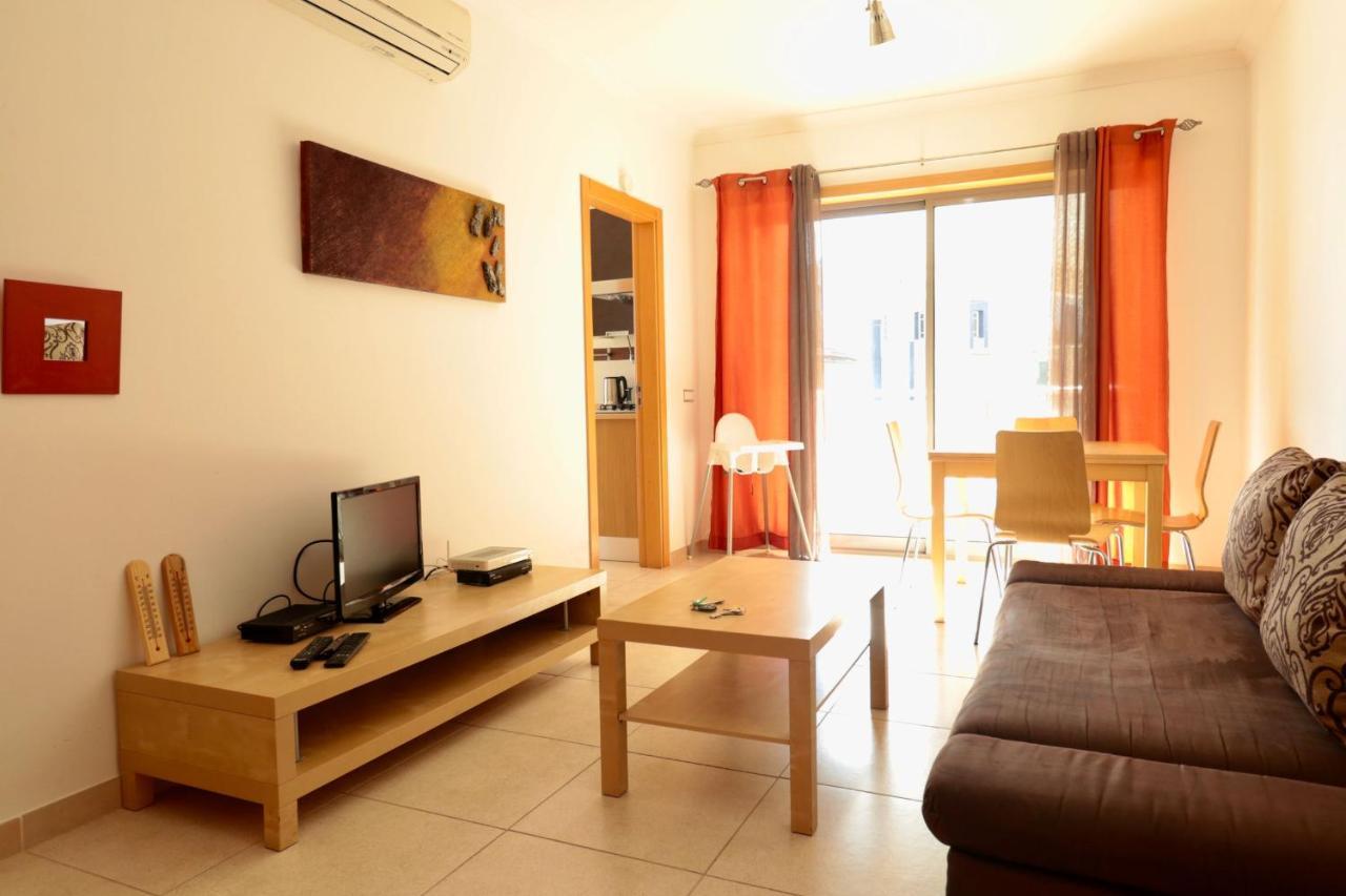アルブフェイラOlhos De Agua 1Br With Pool, Ac And Free Parkingアパートメント エクステリア 写真